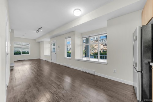 201-618 Langside Avenue, Coquitlam, BC 