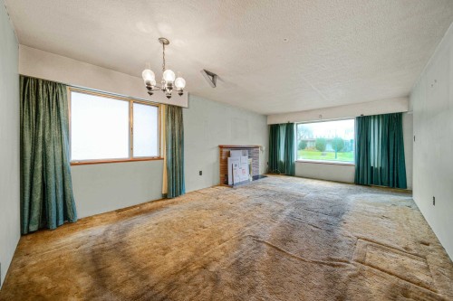 5284 Slocan Street, Vancouver, BC 