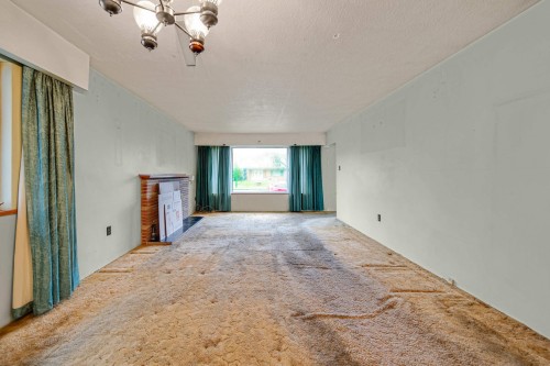 5284 Slocan Street, Vancouver, BC 