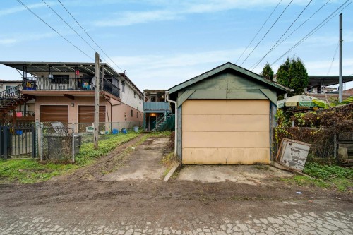 5284 Slocan Street, Vancouver, BC 