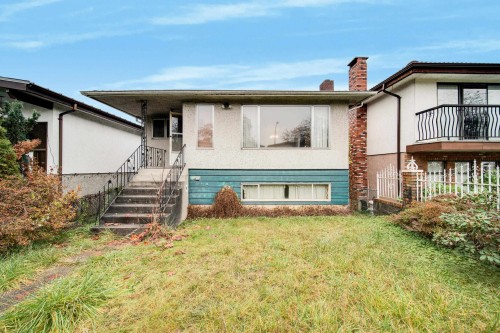 5284 Slocan Street, Vancouver, BC 