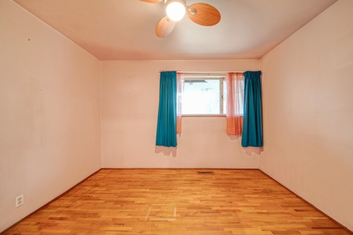 5284 Slocan Street, Vancouver, BC 