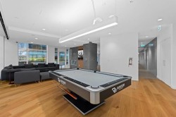 181X-1289 Hornby Street  Vancouver, BC V6Z 0G7