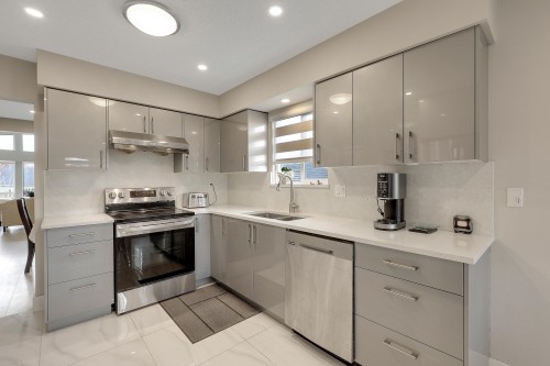 2624 Kitchener Street, Vancouver, BC 