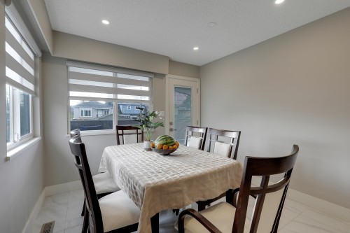 2624 Kitchener Street, Vancouver, BC 