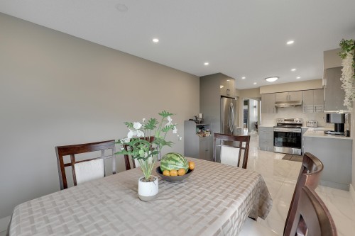 2624 Kitchener Street, Vancouver, BC 