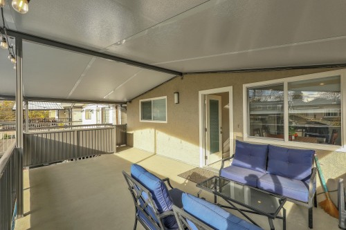 2624 Kitchener Street, Vancouver, BC 