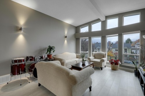 2624 Kitchener Street, Vancouver, BC 