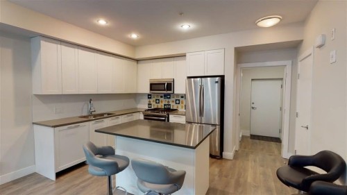 7-5188 Savile Row, Burnaby, BC 