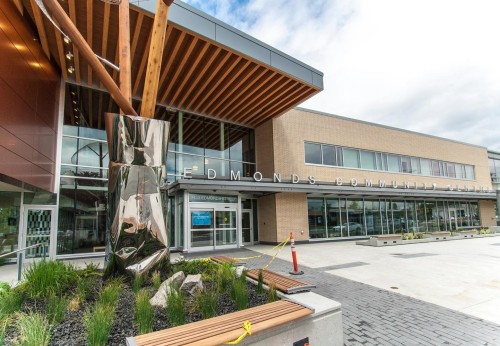 110-6707 Southpoint Drive, Burnaby, BC 