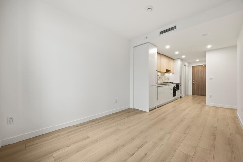 3307-6468 Willingdon Avenue, Burnaby, BC 