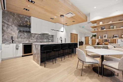 3307-6468 Willingdon Avenue, Burnaby, BC 