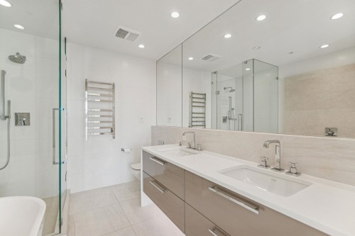 402-6168 East Boulevard, Vancouver, BC 