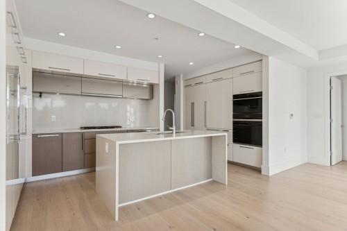 402-6168 East Boulevard, Vancouver, BC 