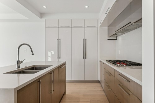 402-6168 East Boulevard, Vancouver, BC 