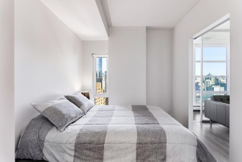 2503-1283 Howe Street, Vancouver, BC 