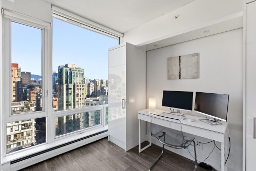 2503-1283 Howe Street, Vancouver, BC 