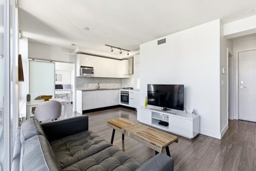 2503-1283 Howe Street, Vancouver, BC 