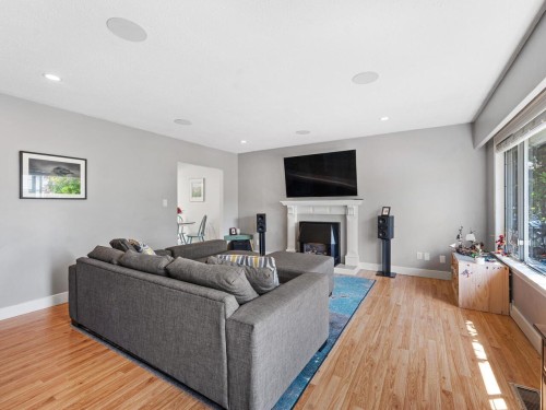 11584 212 Street, Maple Ridge, BC 