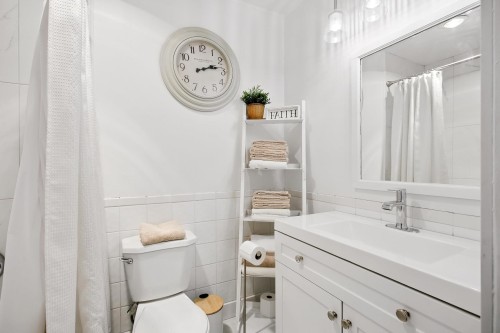 1087 Cecile Drive, Port Moody, BC 