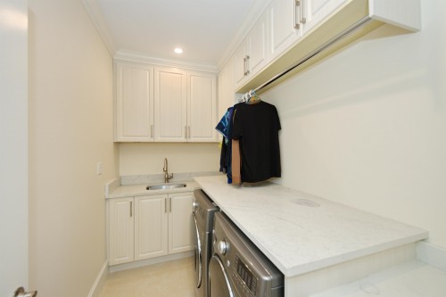 5399 Carson Street, Burnaby, BC 