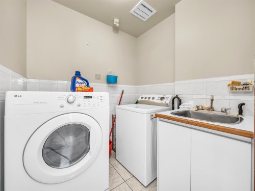 4461 Pandora Street, Burnaby, BC 