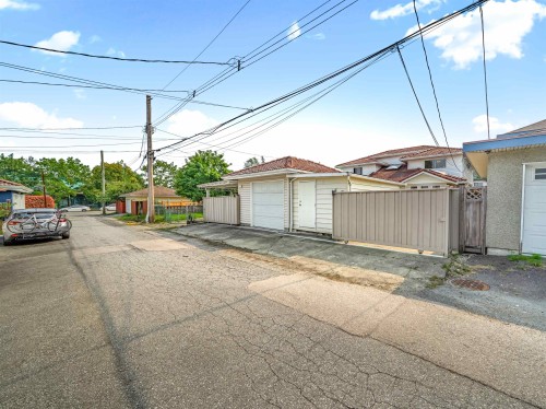 4461 Pandora Street, Burnaby, BC 