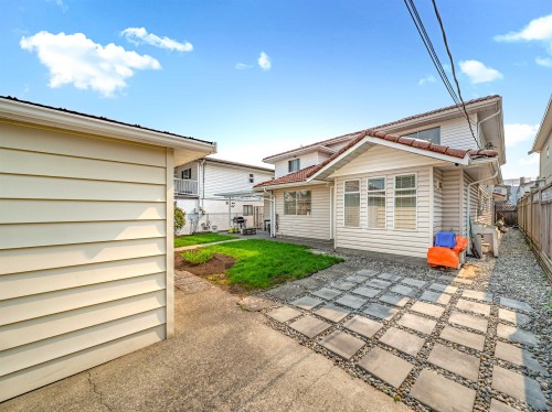 4461 Pandora Street, Burnaby, BC 