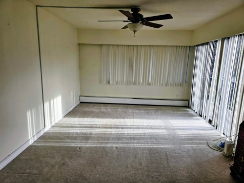 208-214 15Th Street E, North Vancouver, BC 