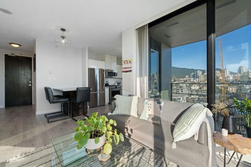 1707-151 2Nd Street W, North Vancouver, BC 