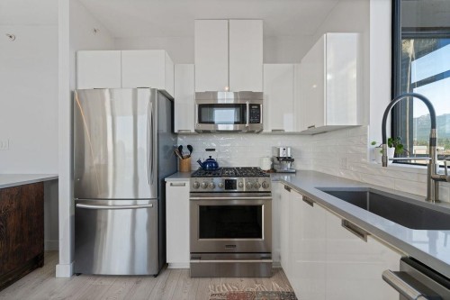 1707-151 2Nd Street W, North Vancouver, BC 