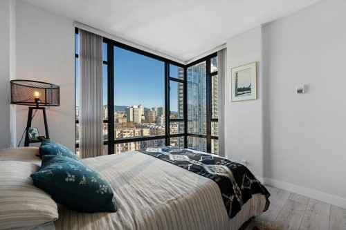 1707-151 2Nd Street W, North Vancouver, BC 