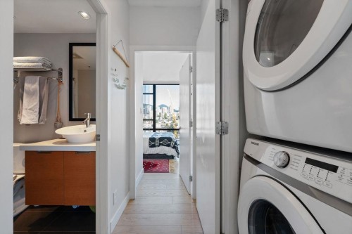 1707-151 2Nd Street W, North Vancouver, BC 