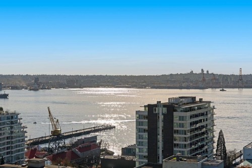 1707-151 2Nd Street W, North Vancouver, BC 