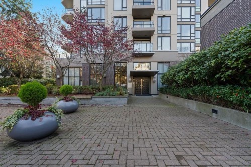 1707-151 2Nd Street W, North Vancouver, BC 