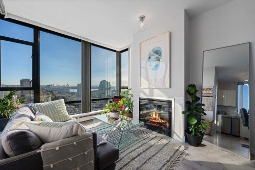 1707-151 2Nd Street W, North Vancouver, BC 