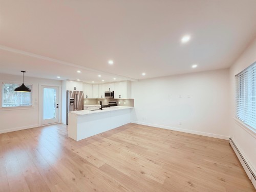 1967 Dorset Avenue, Port Coquitlam, BC 