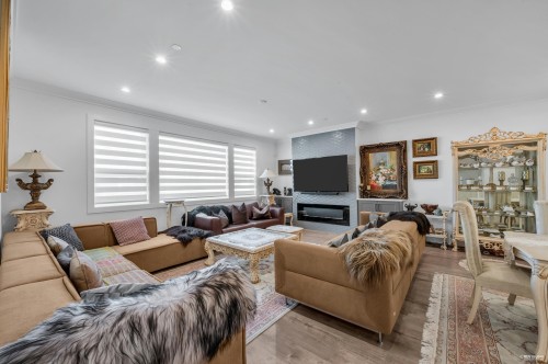 24618 105A Avenue, Maple Ridge, BC 