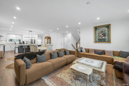 24618 105A Avenue, Maple Ridge, BC 