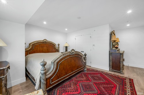 24618 105A Avenue, Maple Ridge, BC 