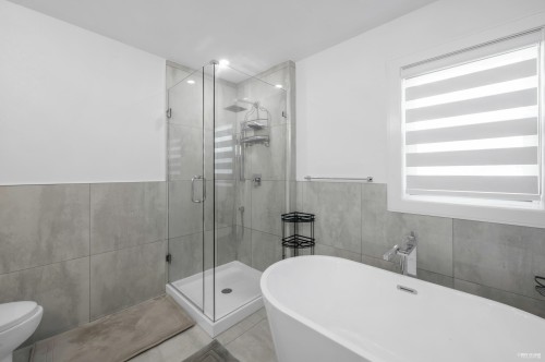 24618 105A Avenue, Maple Ridge, BC 