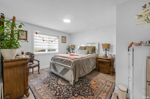 24618 105A Avenue, Maple Ridge, BC 