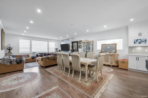 24618 105A Avenue, Maple Ridge, BC 