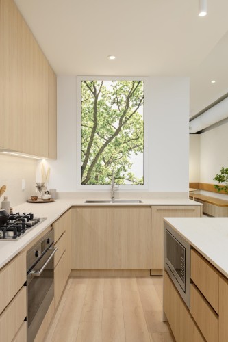 104-2810 Nanaimo Street, Vancouver, BC 