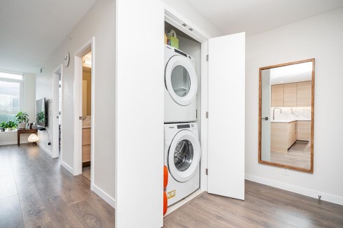 901-305 Morrissey Road, Port Moody, BC 