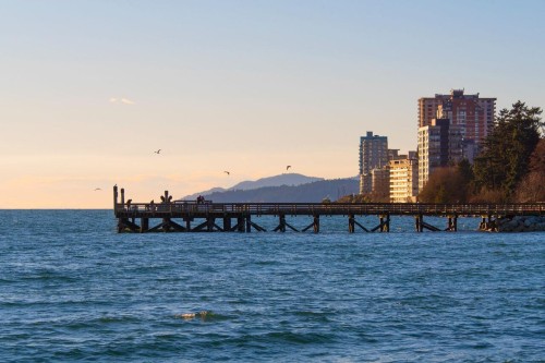 301-1455 Duchess Avenue, West Vancouver, BC 