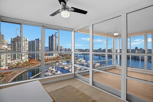 1601-1228 Marinaside Crescent, Vancouver, BC 