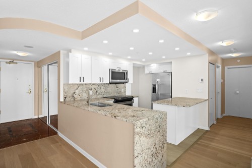 1601-1228 Marinaside Crescent, Vancouver, BC 