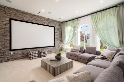 8151 Lundy Road, Richmond, BC 