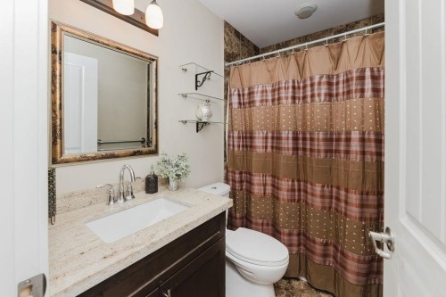 201-518 Shaw Road, Gibsons, BC 